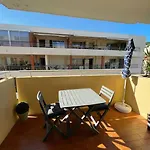 Superbe Studio Au Bord De La Mer A Sete